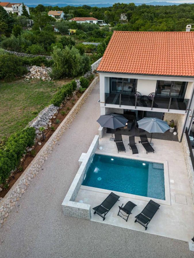 Villa More *