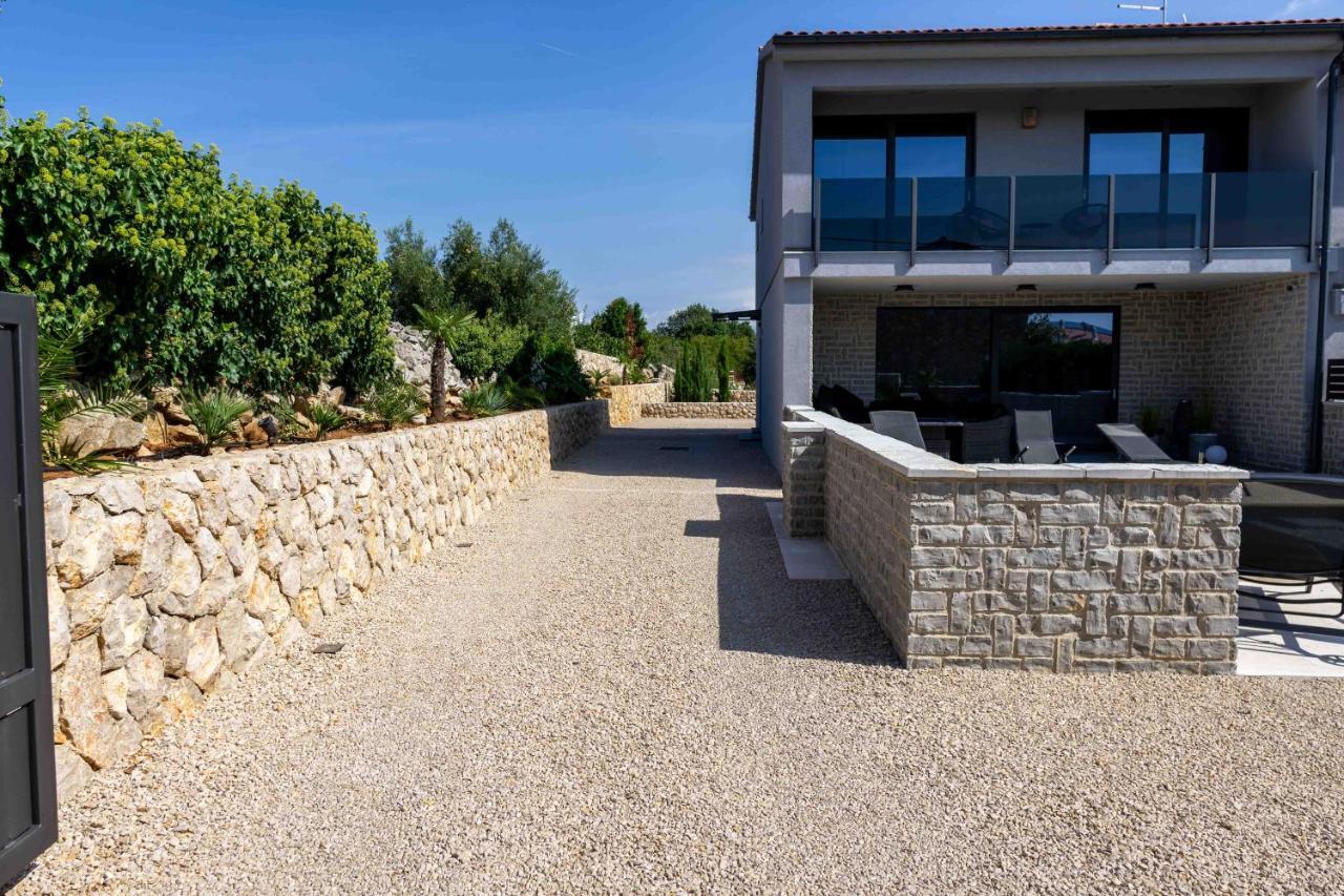 Villa Villa More *