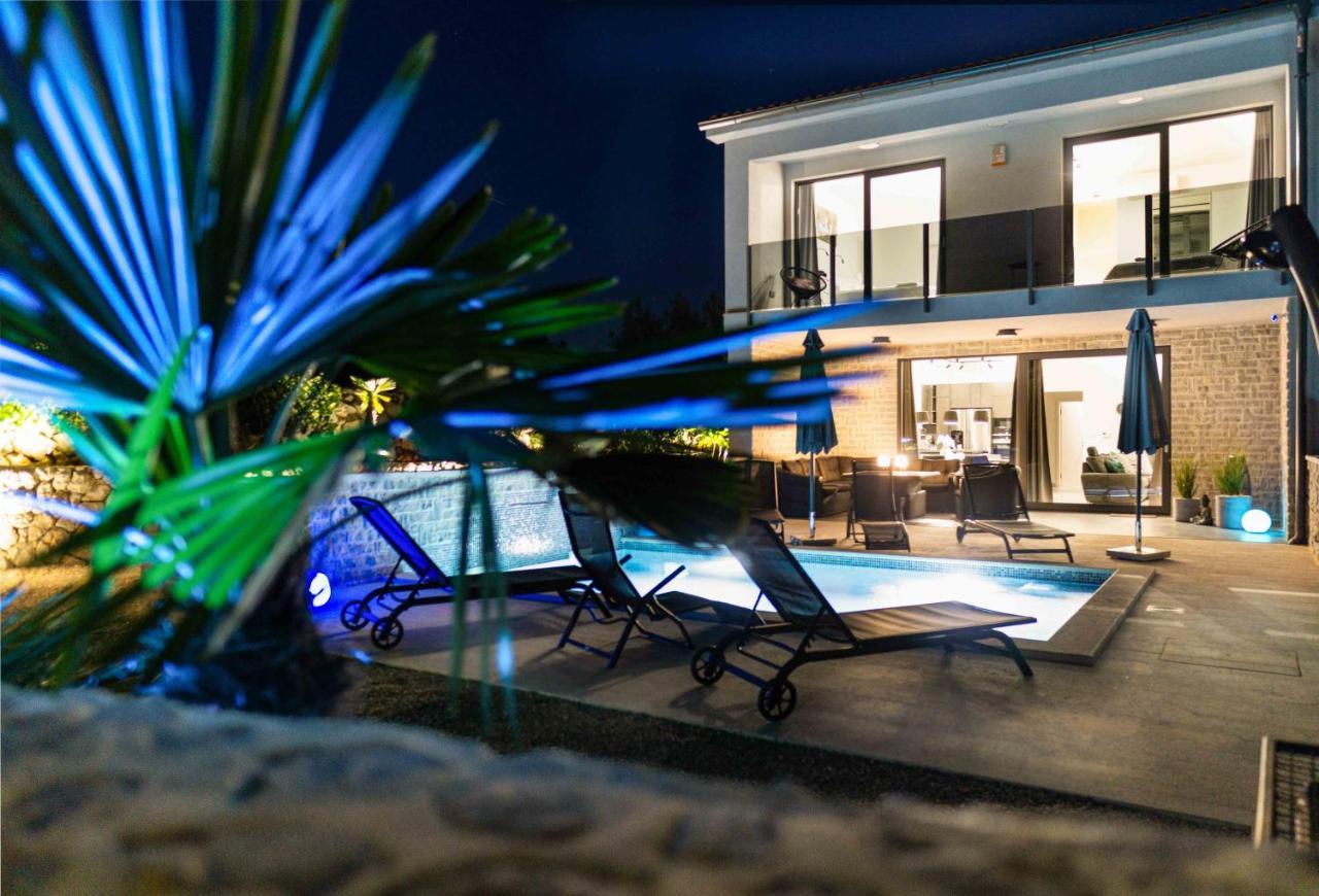 Villa Villa More *